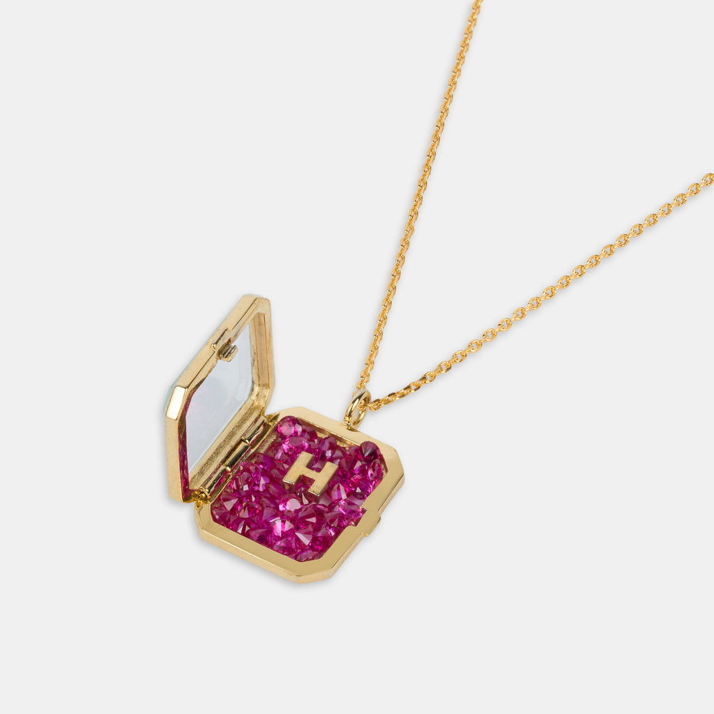 Mettā Portal Pendant