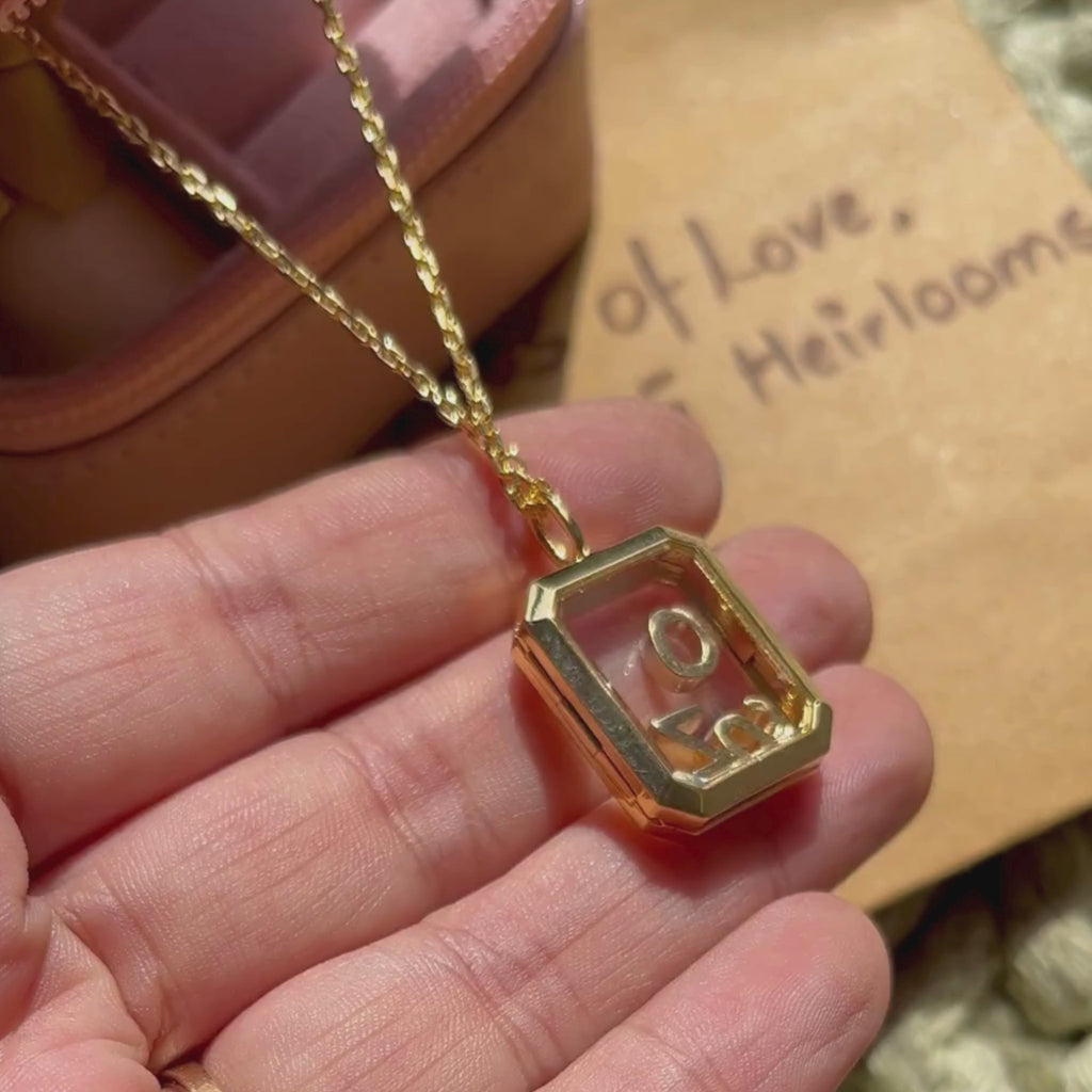 Mettā Portal Pendant