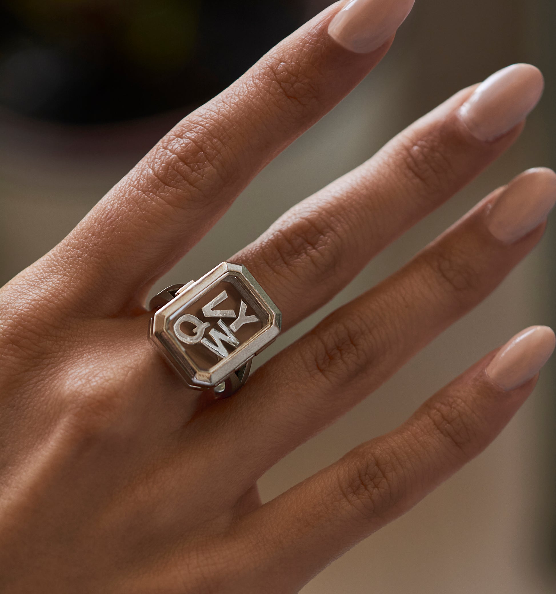 Mettā Portal Ring