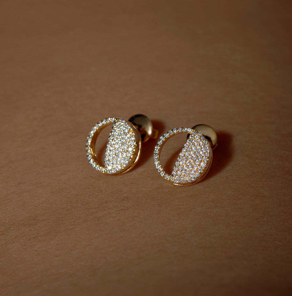 First Quarter Earrings in 92.5 Sterling Silver and high gold polish, featuring american diamonds