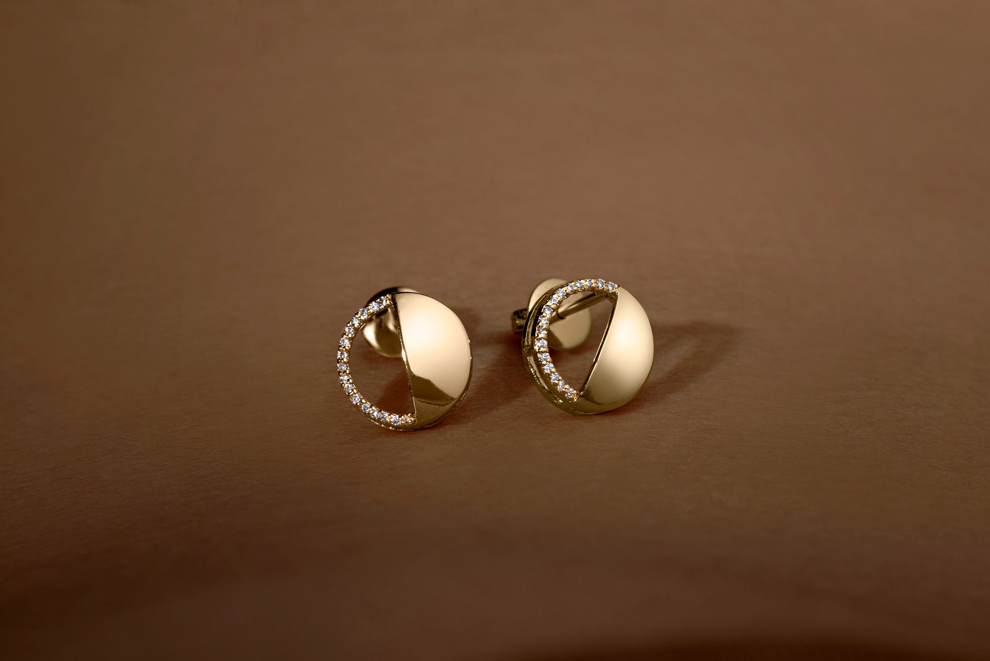 Last Quarter Earrings in 92.5 Sterling Silver and high gold polish, featuring american diamonds