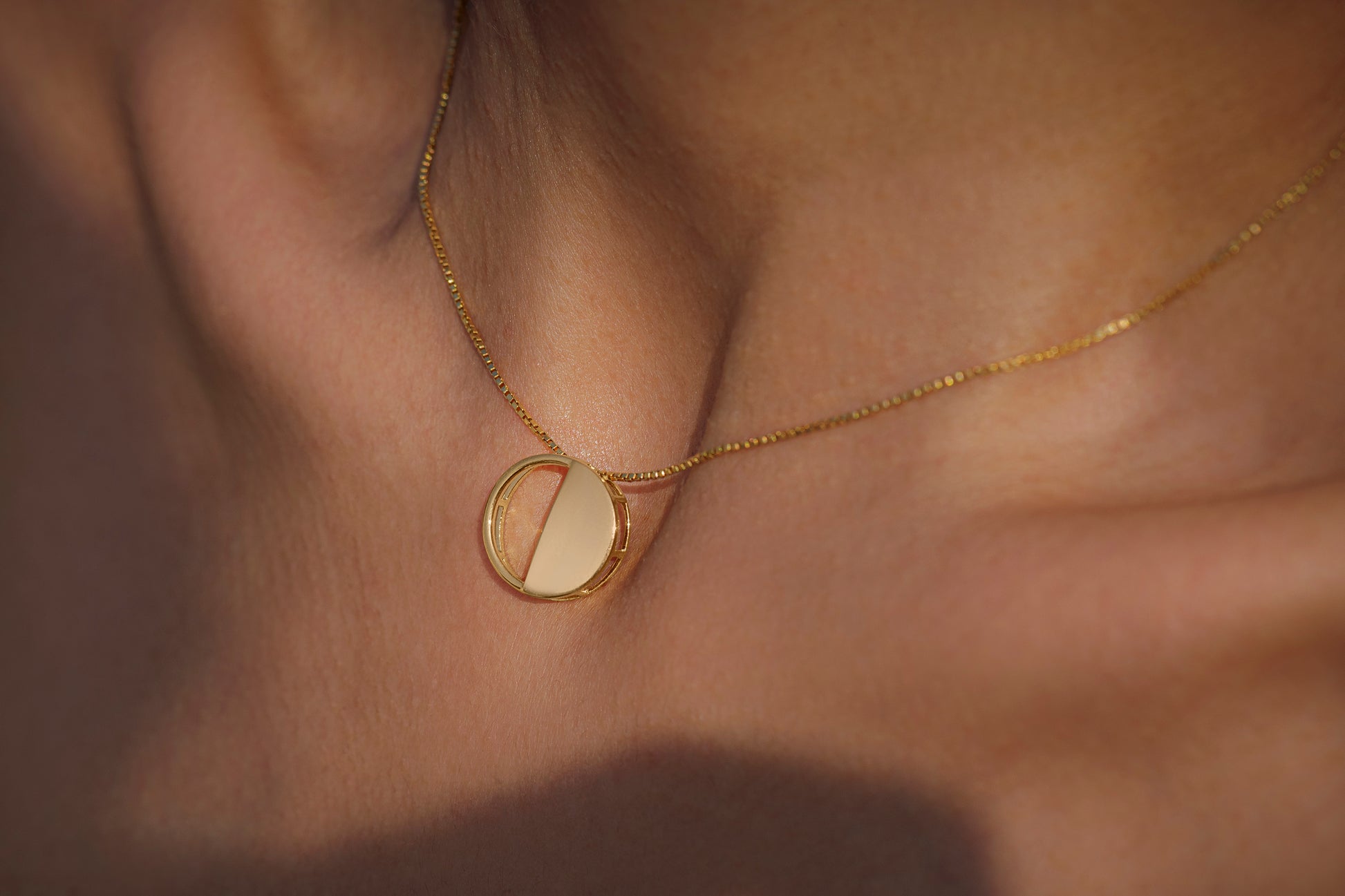 Last Quarter Pendant in 92.5 Sterling Silver and high gold polish with chain